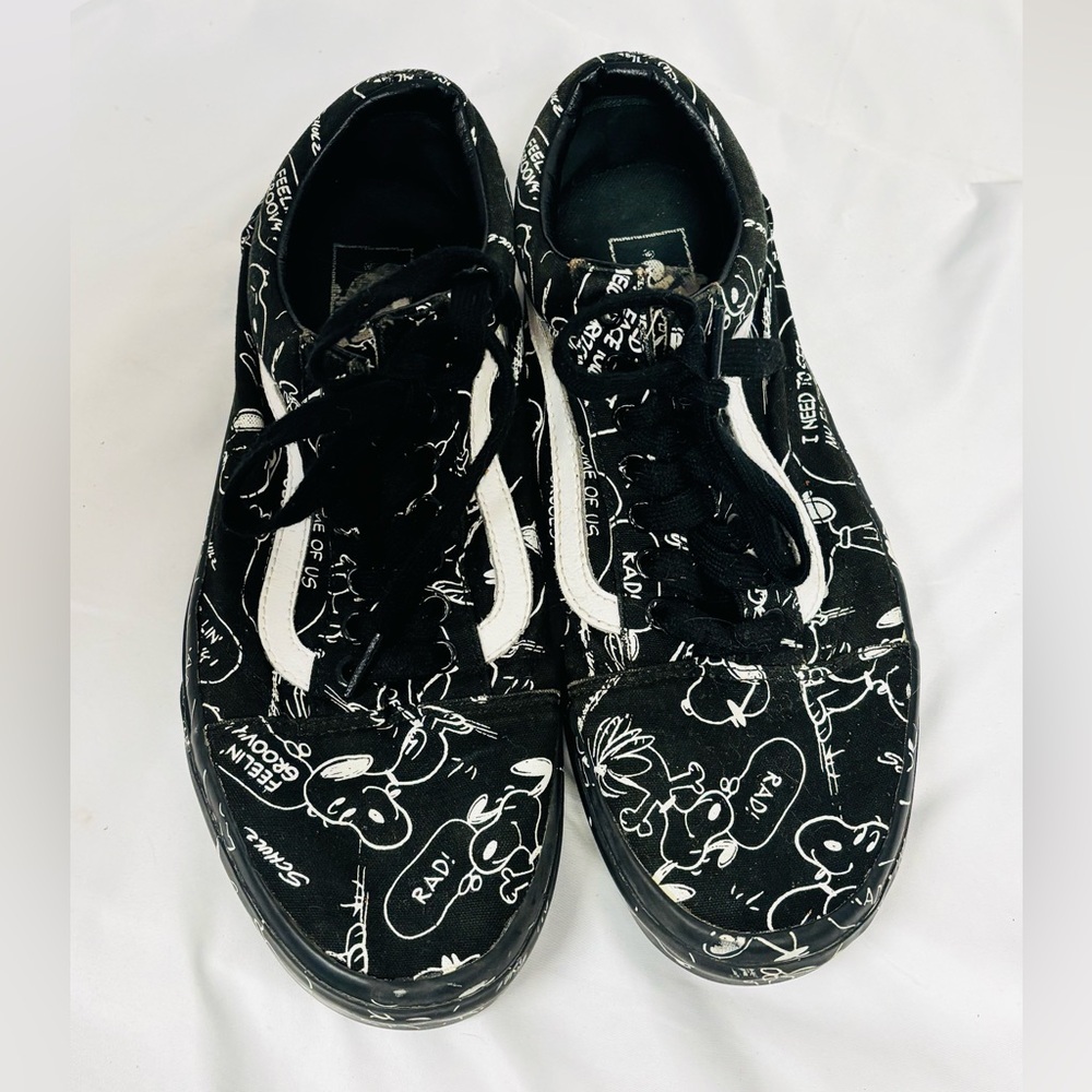 Vans Black & White Graphic Old Skool Sneakers - Picture 7 of 10